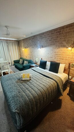 Imagen de la habitación del Hotel Golden Grain Motor Inn. Foto 22