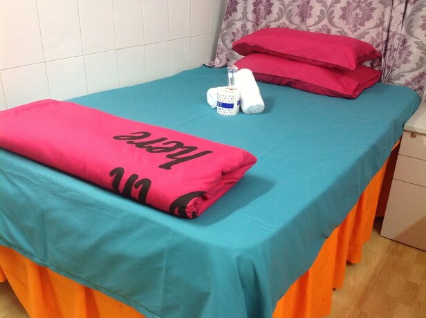 Imagen de la habitación del Hotel Golden Guest House. Foto 13