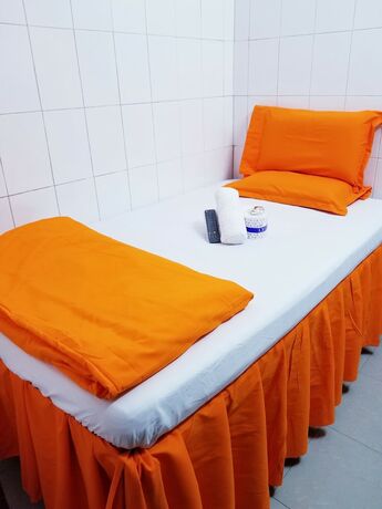 Imagen de la habitación del Hotel Golden Guest House. Foto 16