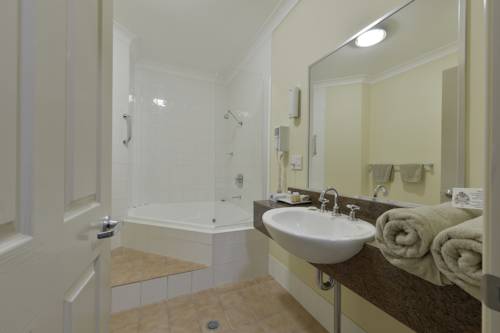 Imagen de la habitación del Hotel Golden Guitar Motor Inn. Foto 5