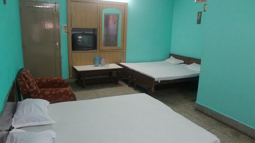Imagen general del Hotel Golden, Haridwar. Foto 4