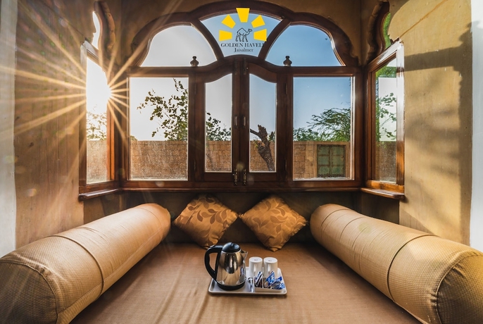 Imagen de la habitación del Hotel Golden Haveli. Foto 15