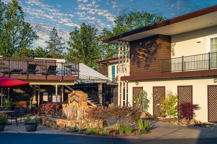 Imagen general del Hotel Golden Haven Hot Springs. Foto 1