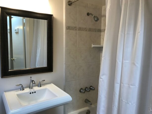 Imagen general del Hotel Golden Haven Hot Springs. Foto 7