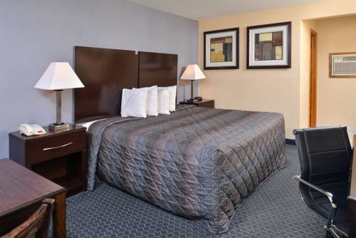 Imagen de la habitación del Hotel Golden Hill Inn Danbury. Foto 8