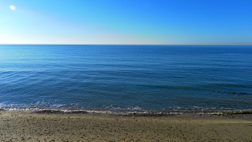 Imagen de los exteriores del Hotel Golden Hills. Foto 12