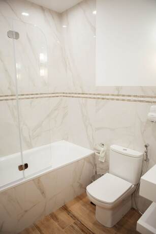 Imagen de la habitación del Hotel Golden Horse, Taganrog. Foto 17