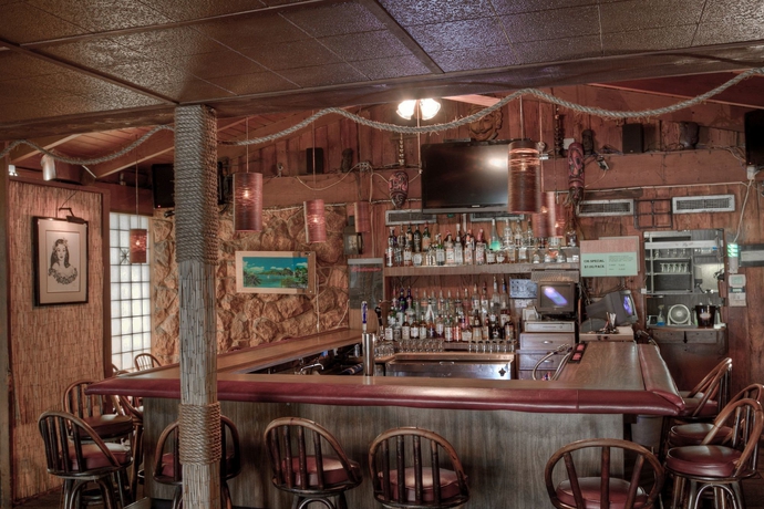 Imagen del bar/restaurante del Hotel Golden Host Resort - Sarasota. Foto 5