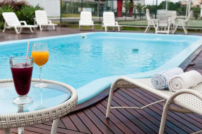 Imagen de la piscina del Hotel Golden Hotel, Sao José. Foto 8