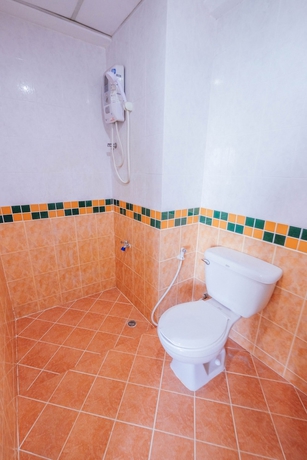 Imagen de la habitación del Hotel Golden House At Onnut Station. Foto 13