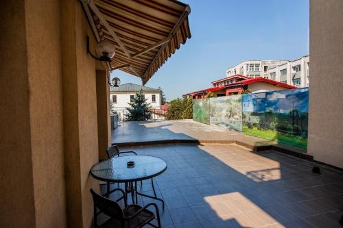 Imagen de la habitación del Hotel Golden House, Craiova. Foto 10