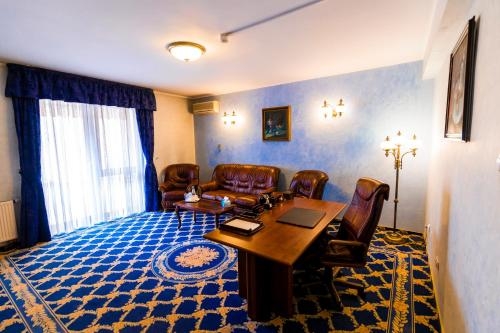 Imagen general del Hotel Golden House, Craiova. Foto 5