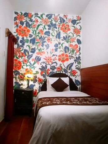 Imagen de la habitación del Hotel Golden House, Santiago. Foto 12