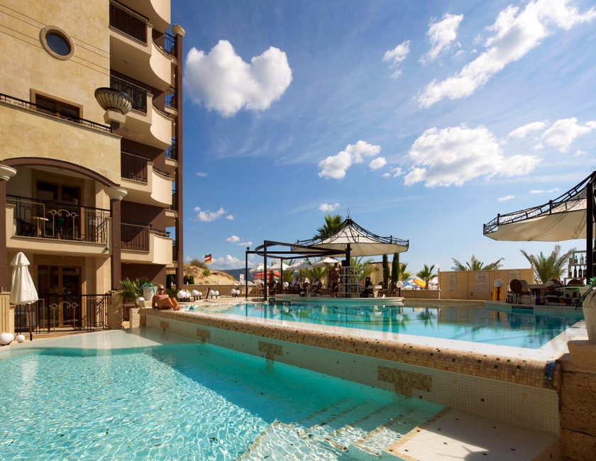Imagen general del Hotel Golden Ina - Rumba Beach. Foto 20