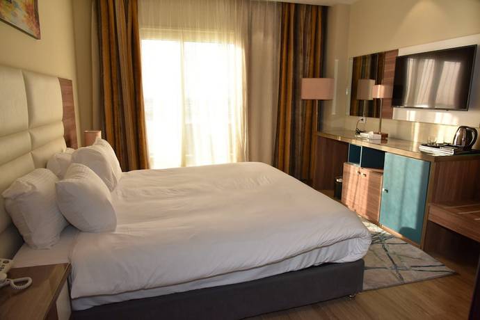 Imagen de la habitación del Hotel Golden Jewel. Foto 13