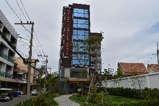 Imagen general del Hotel Golden Jomtien Beach. Foto 1