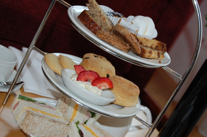 Imagen del bar/restaurante del Hotel Golden Jubilee. Foto 4