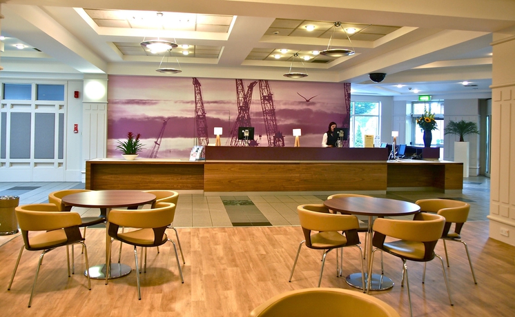 Imagen de los interiores del Hotel Golden Jubilee. Foto 12