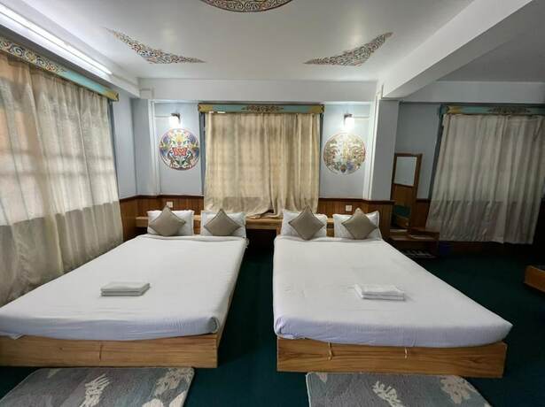 Imagen de la habitación del Hotel Golden Kang Lachen. Foto 7