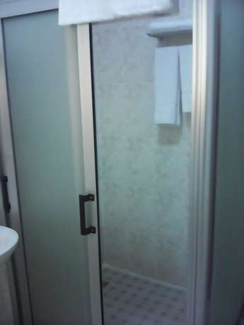 Imagen de la habitación del Hotel Golden Key, Accra. Foto 7
