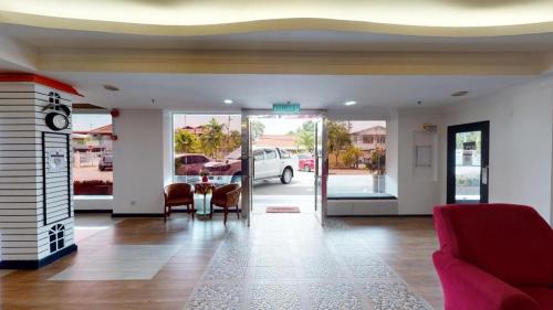 Imagen general del Hotel Golden, Kota Kinabalu. Foto 4