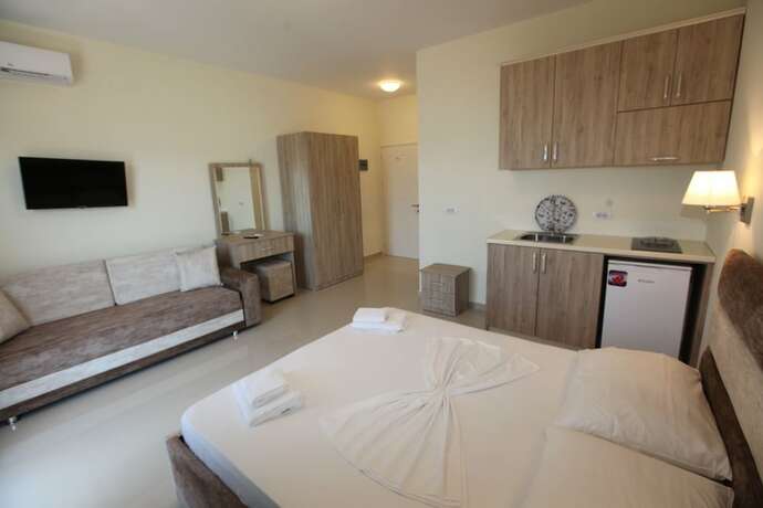 Imagen general del Hotel Golden, Ksamil. Foto 2