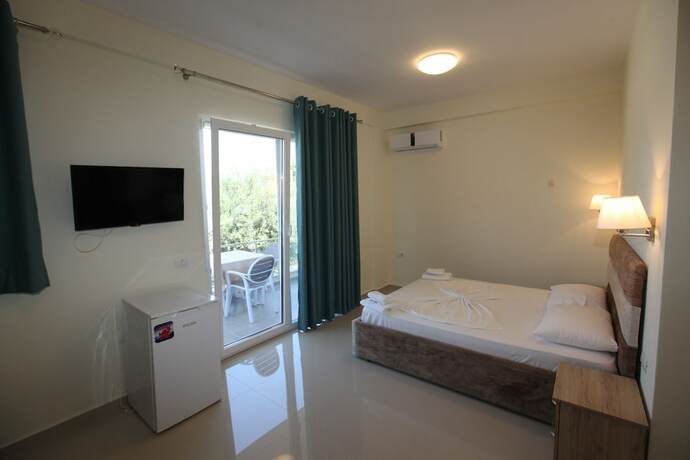 Imagen general del Hotel Golden, Ksamil. Foto 6