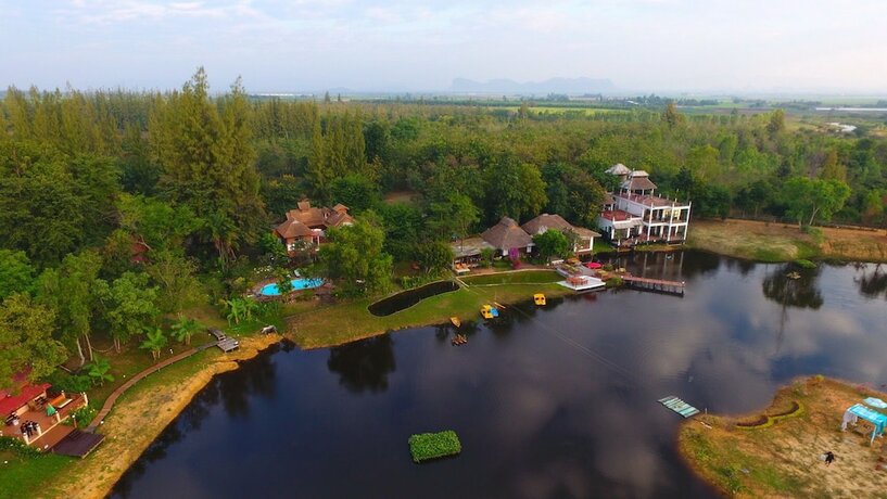 Imagen general del Hotel Golden Lake View Boutique Resort. Foto 1