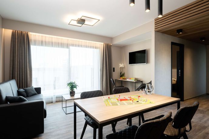Imagen de la habitación del Hotel Golden Lakes. Foto 10