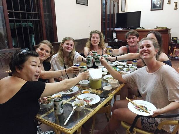 Imagen del bar/restaurante del Hotel Golden Leaf Homestay. Foto 4