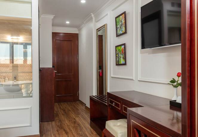 Imagen de la habitación del Hotel Golden Legend Palace. Foto 16
