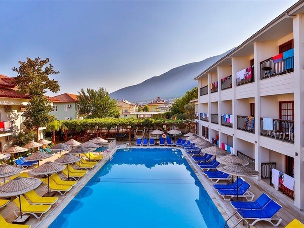 Imagen general del Hotel Golden Life Resort and Spa. Foto 3