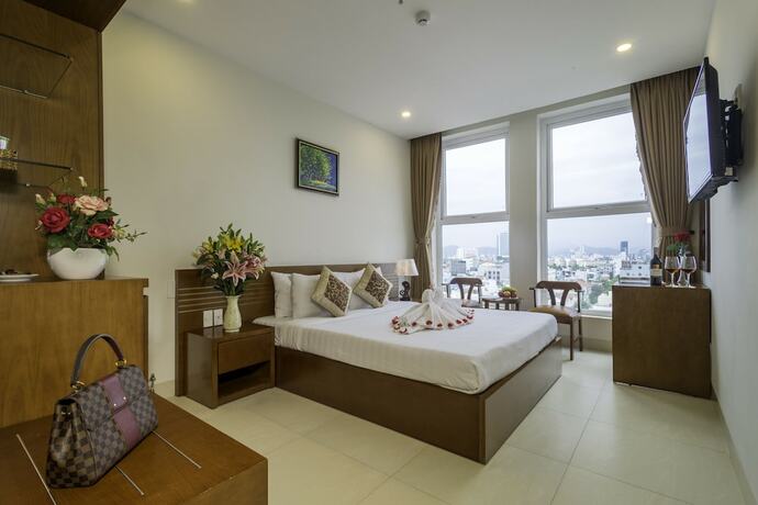 Imagen general del Hotel Golden Light. Foto 11