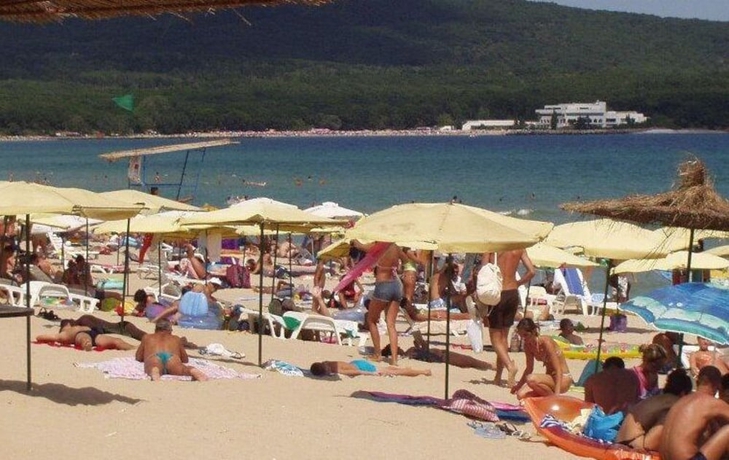 Imagen de los exteriores del Hotel Golden Lion, Primorsko. Foto 11