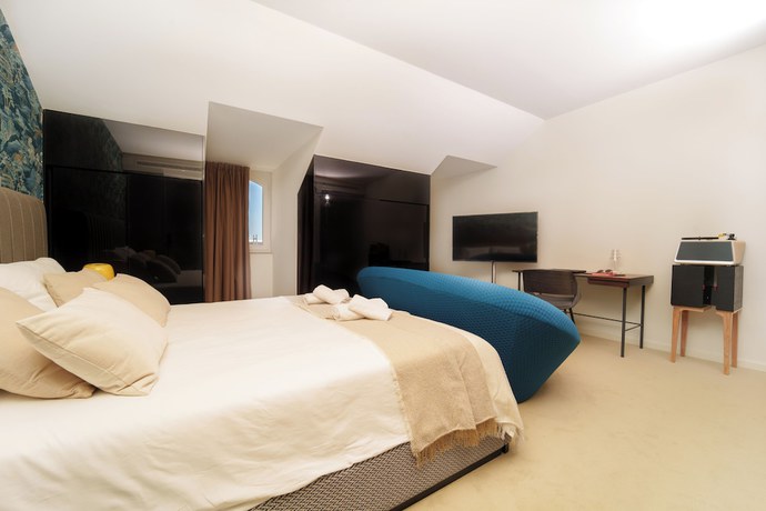 Imagen de la habitación del Hotel Golden Lisbon. Foto 18