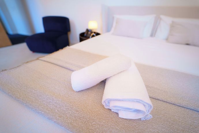 Imagen de la habitación del Hotel Golden Lisbon. Foto 19