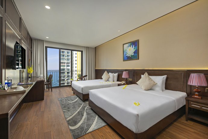 Imagen de la habitación del Hotel Golden Lotus Da Nang. Foto 7