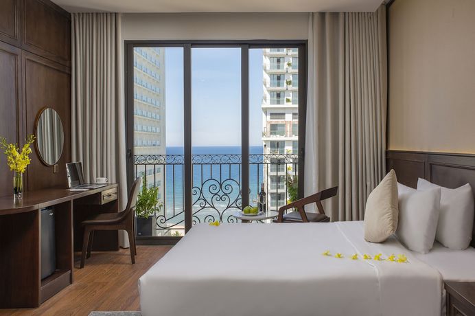 Imagen de la habitación del Hotel Golden Lotus Da Nang. Foto 9