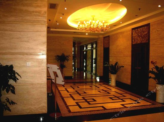 Imagen general del Hotel Golden Lotus Herton Seaview Hotel. Foto 5