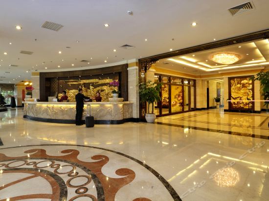 Imagen general del Hotel Golden Lotus Herton Seaview Hotel. Foto 10