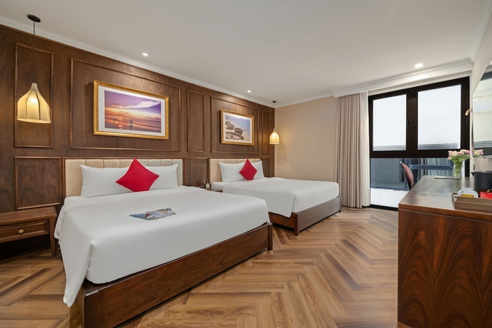 Imagen de la habitación del Hotel Golden Lotus Luxury Da Nang. Foto 8