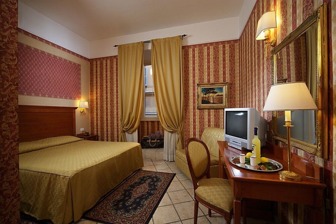 Imagen de la habitación del Hotel Golden, Ludovisi. Foto 18