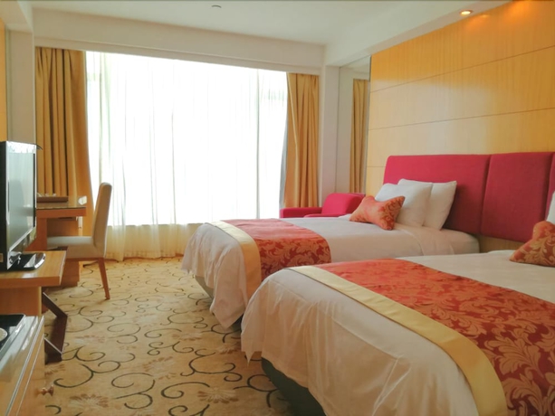 Imagen de la habitación del Hotel Golden Lustre. Foto 7