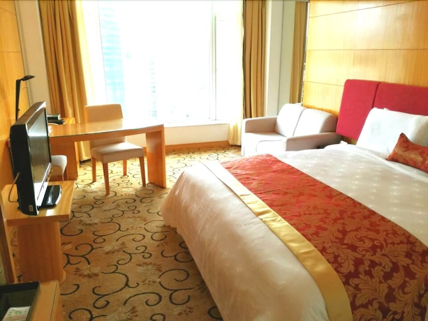 Imagen de la habitación del Hotel Golden Lustre. Foto 9