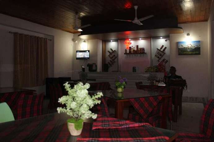 Imagen general del Hotel Golden Mahseer Riverside Resort. Foto 2