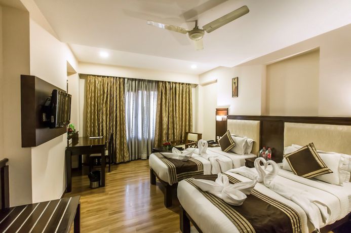 Imagen de la habitación del Hotel Golden Manor. Foto 10