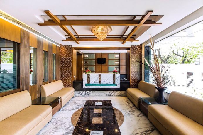 Imagen de los interiores del Hotel Golden Manor. Foto 18