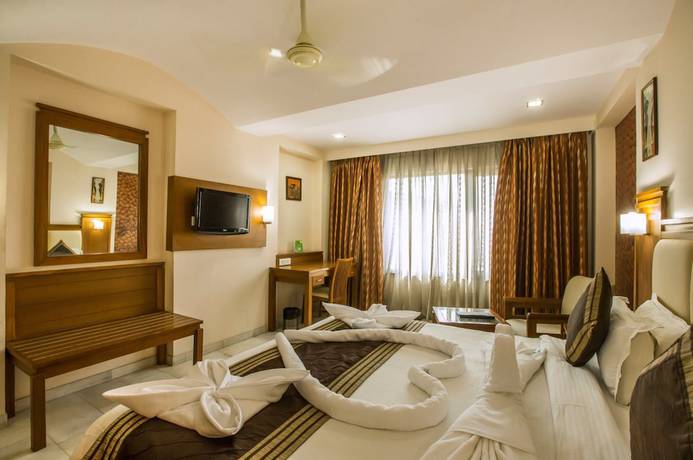 Imagen de la habitación del Hotel Golden Manor. Foto 16