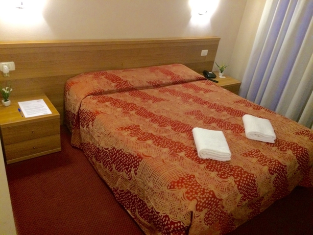 Imagen de la habitación del Hotel Golden Milano. Foto 5