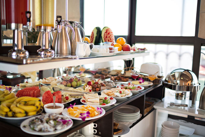 Imagen del bar/restaurante del Hotel Golden Moon Suite. Foto 5